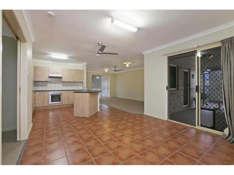 8 Tawonga Street, Hemmant QLD 4174