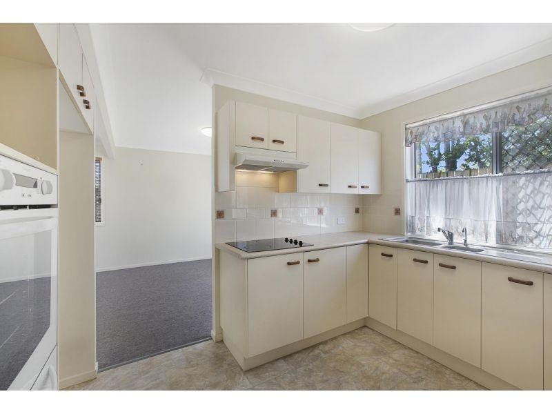 53 Foch Street, Wynnum West QLD 4178