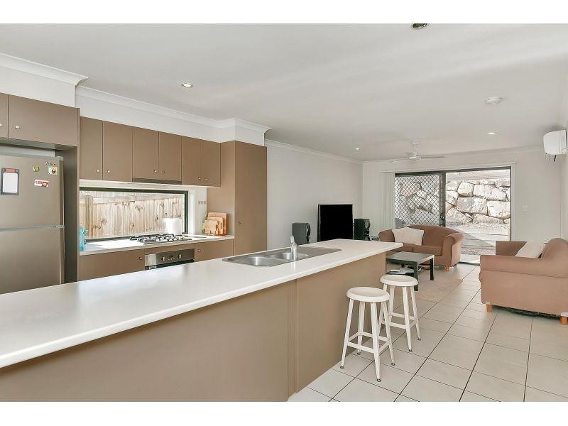 16 Gammon Way, Redbank Plains QLD 4301