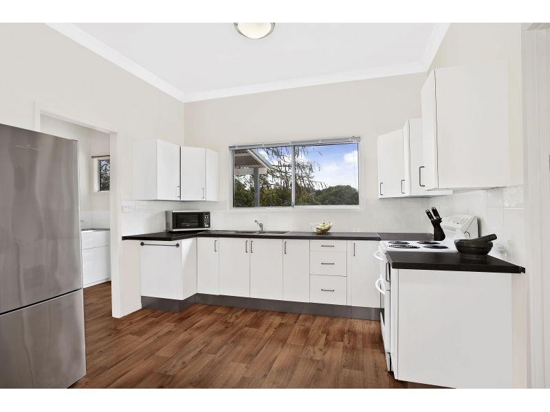 121 Preston Rd, Manly West QLD 4179
