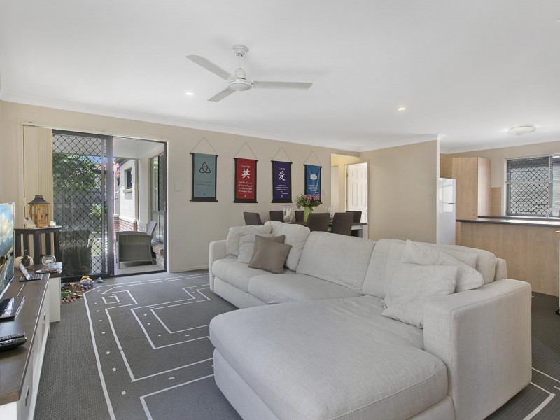 24 Charlotte Street, Carina QLD 4152