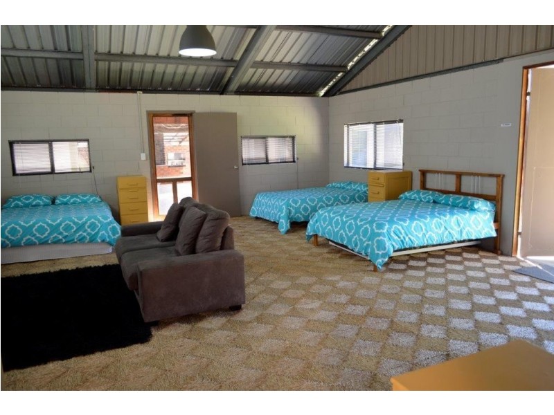 92 Midgen Street, Kooringal QLD 4025