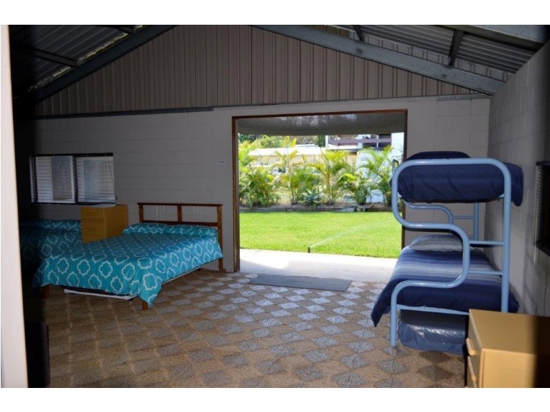 92 Midgen Street, Kooringal QLD 4025