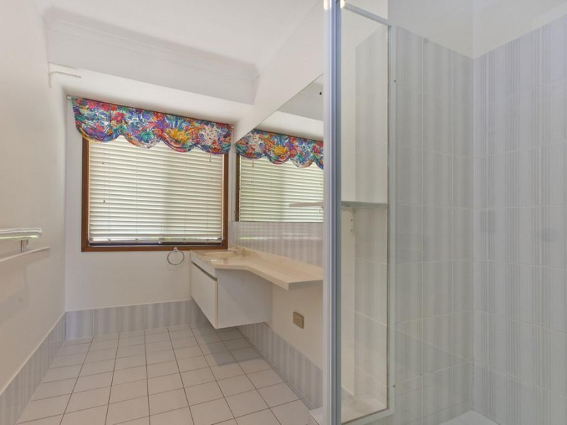 12 Oakwood Street, Capalaba QLD 4157