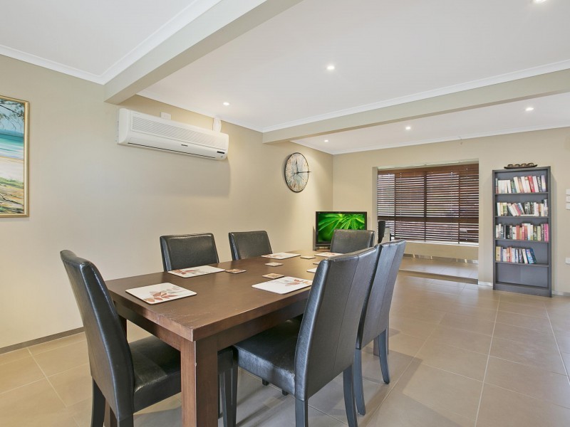 3 Dove Street, Birkdale QLD 4159