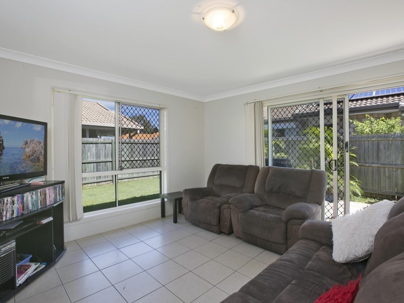 35 Wirra Circuit, Wynnum West QLD 4178