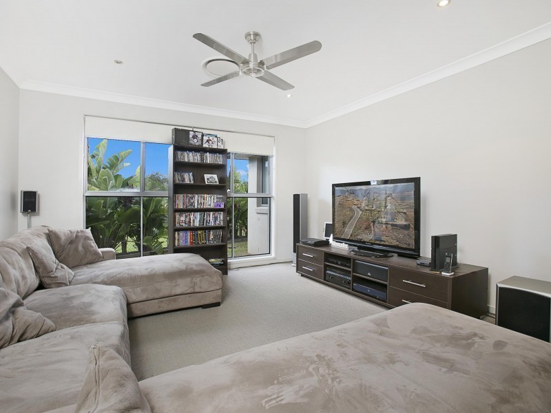 56 Rymera Crescent, Gumdale QLD 4154