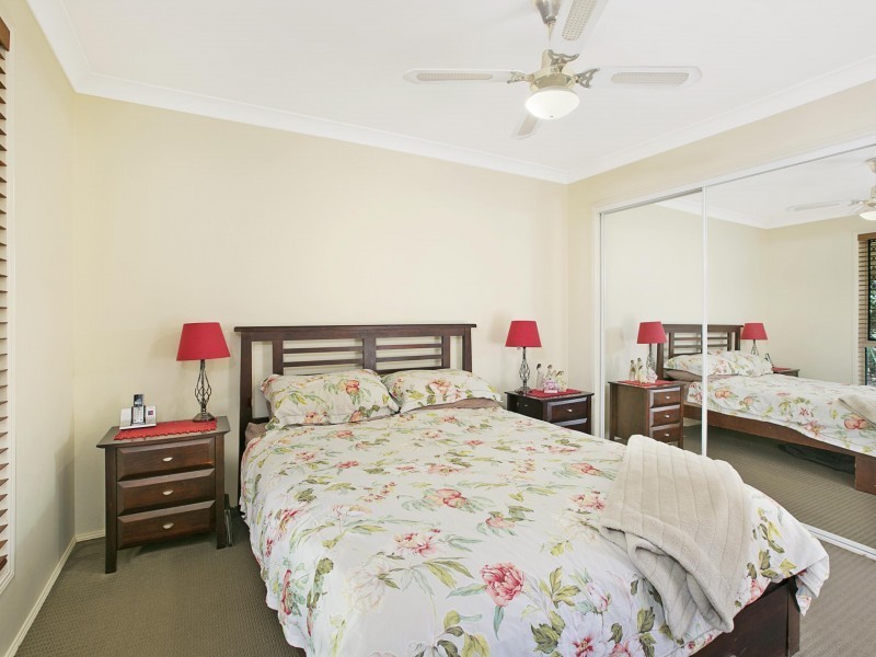 22 Isaacs Way, Wakerley QLD 4154