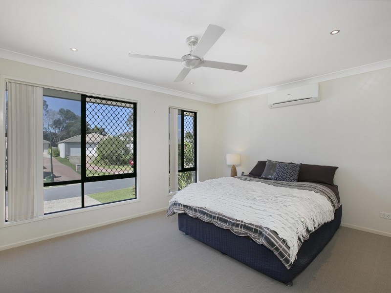 53  Friend Street, Wakerley QLD 4154