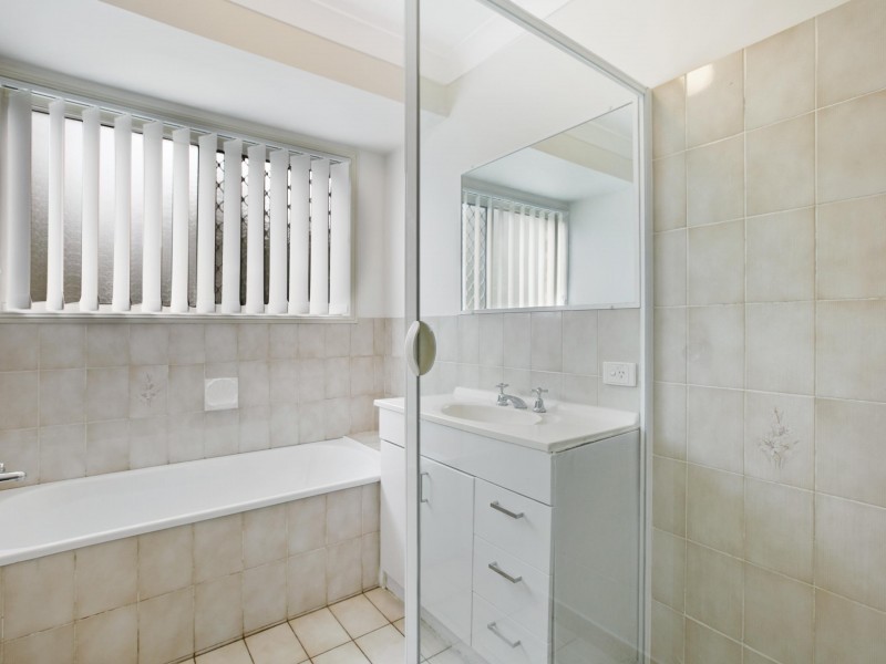 307  Belmont Road, Belmont QLD 4153