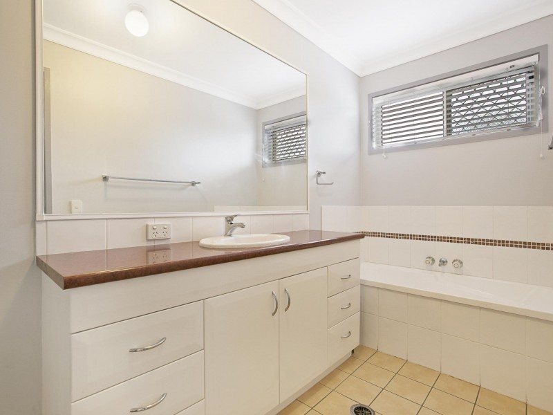 9 Cobbler Place, Hemmant QLD 4174
