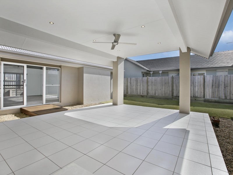28 Esk Crescent,, Wakerley QLD 4154