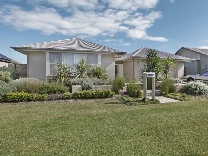 28 Esk Crescent,, Wakerley QLD 4154