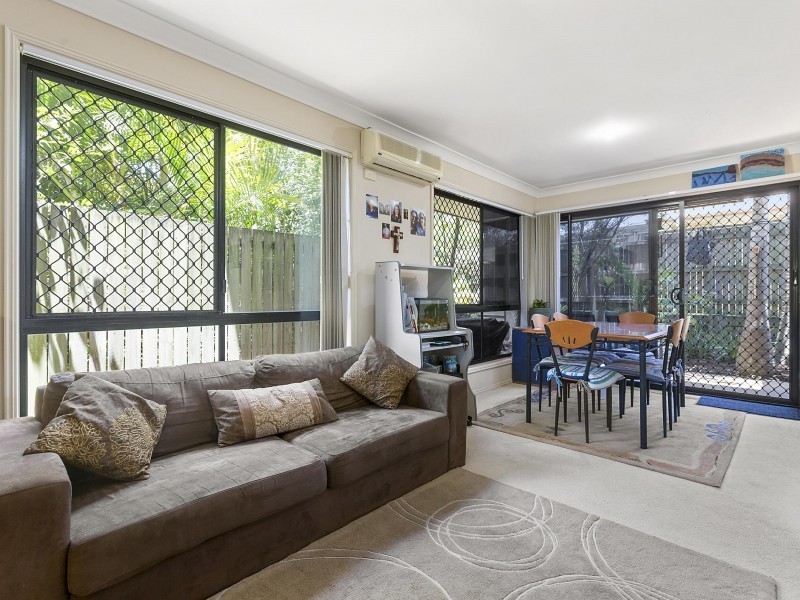 64/583  Wondall Road, Tingalpa QLD 4173