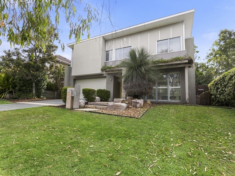 11 Hepburn Close, Wakerley QLD 4154