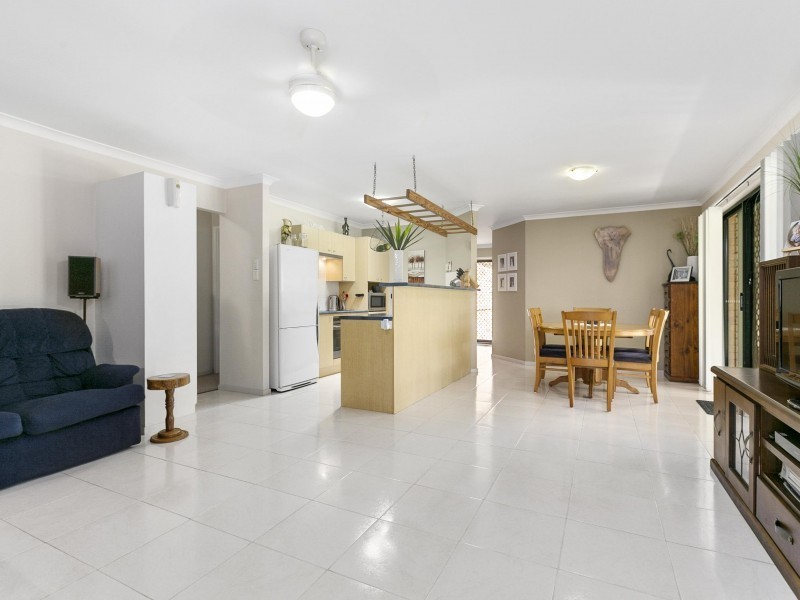 135 Torquay Crescent, Tingalpa QLD 4173