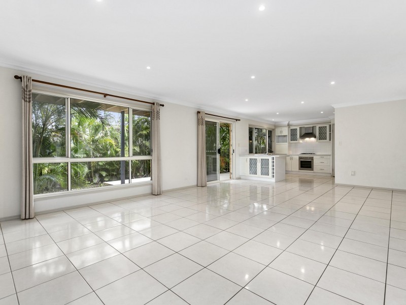 43 Thorne Road, Birkdale QLD 4159