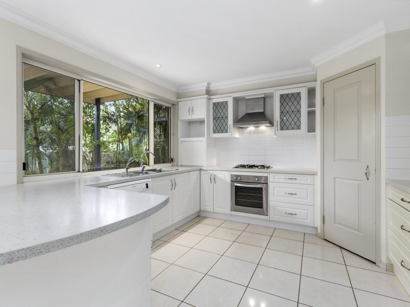 43 Thorne Road, Birkdale QLD 4159