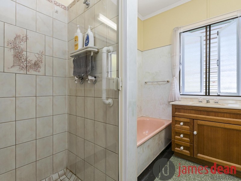 22 Vaucluse Street, Wavell Heights QLD 4012