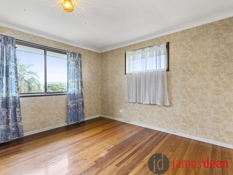 1  Barada Street, Belmont QLD 4153