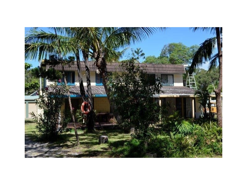 61  Kooringal Esplanade, Kooringal QLD 4025