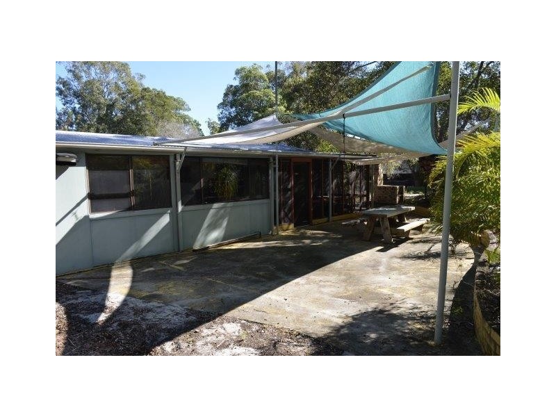 6 Goondool Street, Kooringal QLD 4025