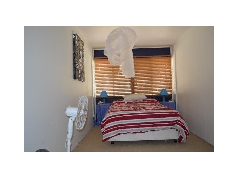 6 Goondool Street, Kooringal QLD 4025
