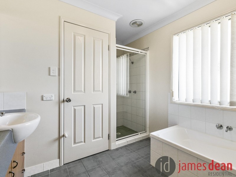 37/81 Network Drive, Wynnum West QLD 4178