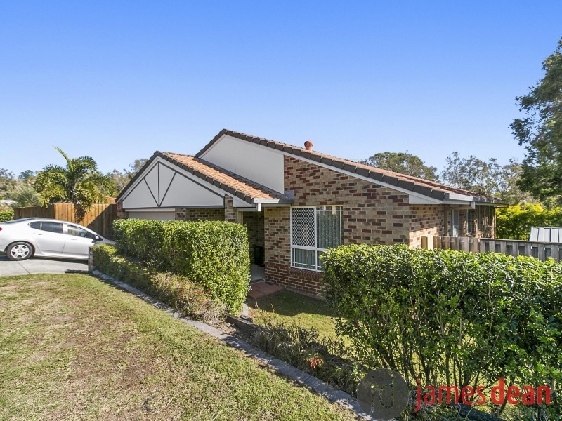 84 Matthews Way, Wakerley QLD 4154