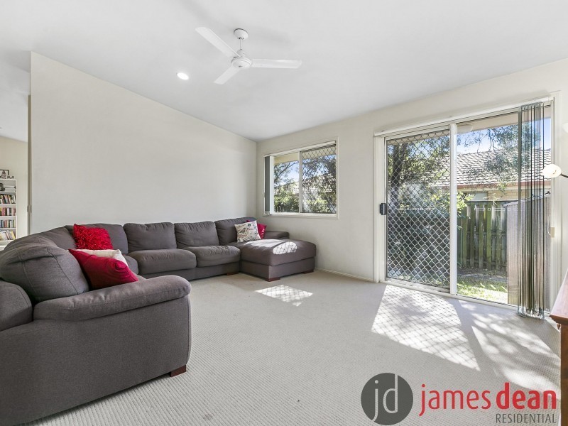 84 Matthews Way, Wakerley QLD 4154