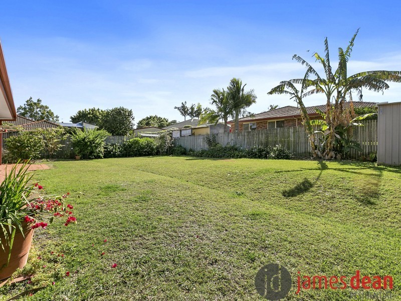 4 Morgan Close, Manly West QLD 4179