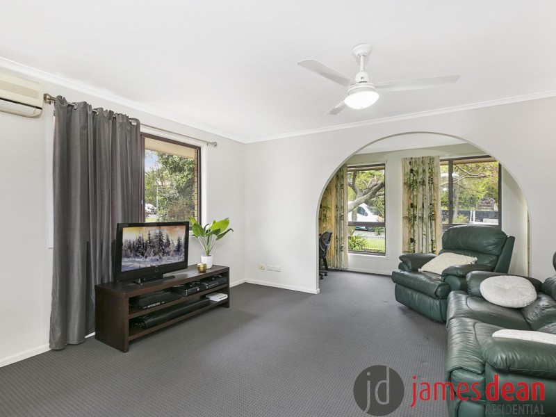 61 Twynam Street, Belmont QLD 4153