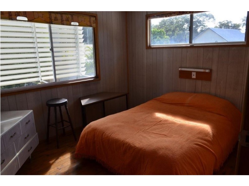 72 Midgen Street, Kooringal QLD 4025