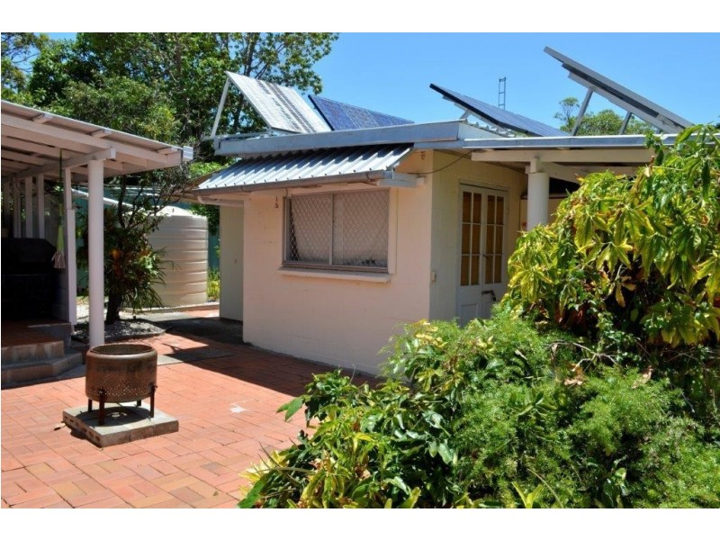 72 Midgen Street, Kooringal QLD 4025