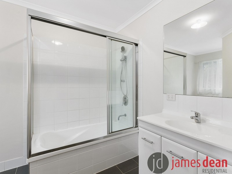 2 Rechner Street, Belmont QLD 4153