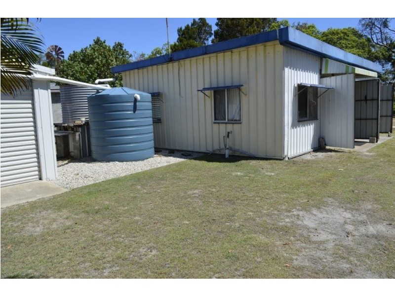 95 Kooringal Esplanade, Kooringal QLD 4025