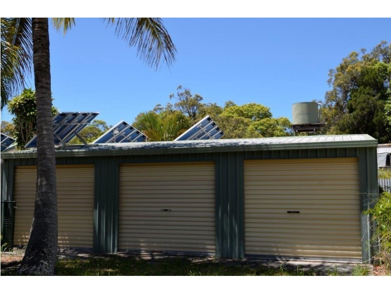 61 Kooringal Esplanade, Kooringal QLD 4025