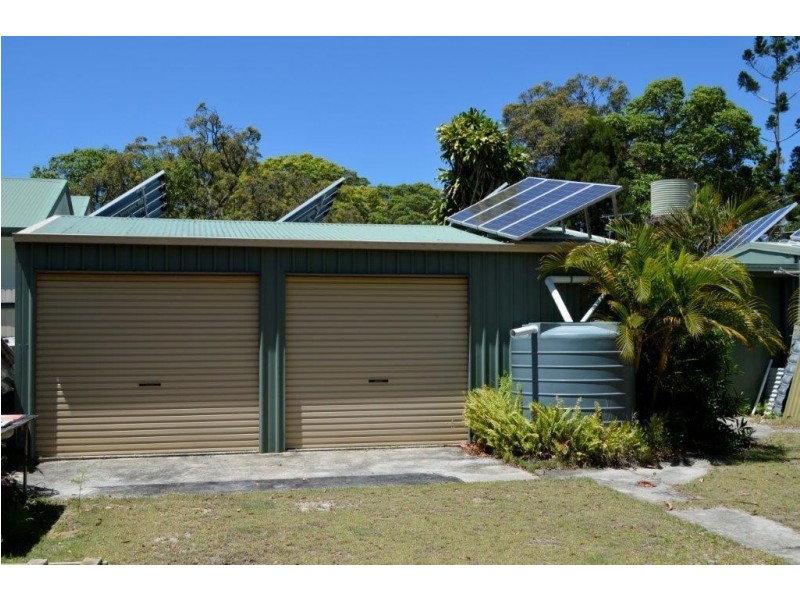 61 Kooringal Esplanade, Kooringal QLD 4025