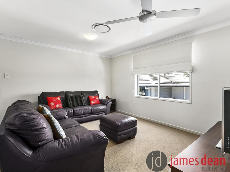 33 Ian Street, Lota QLD 4179