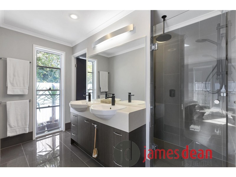 12 McMullan Close, Gumdale QLD 4154