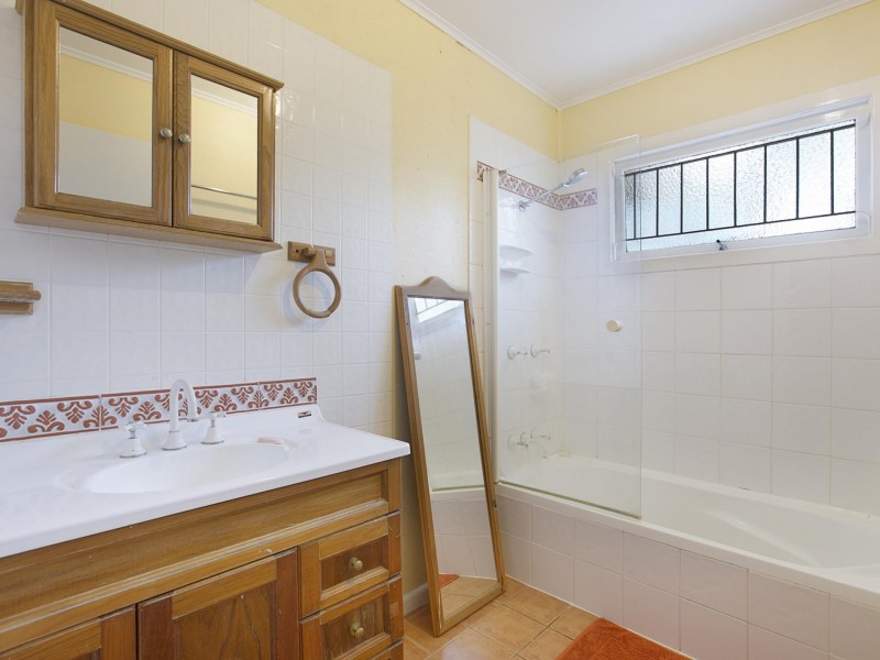 19 Victor Street, Tingalpa QLD 4173