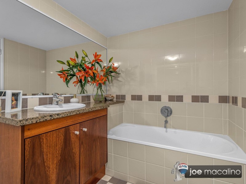 7 Boyd St, Bowen Hills QLD 4006