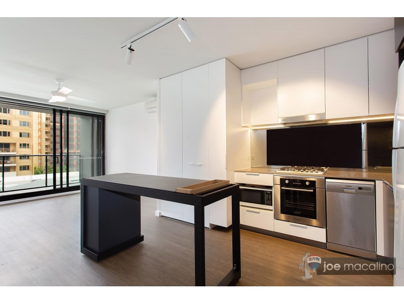 11 Carriage St, Bowen Hills QLD 4006