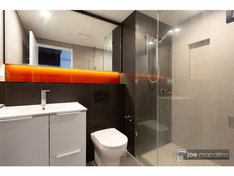 11 Carriage St, Bowen Hills QLD 4006