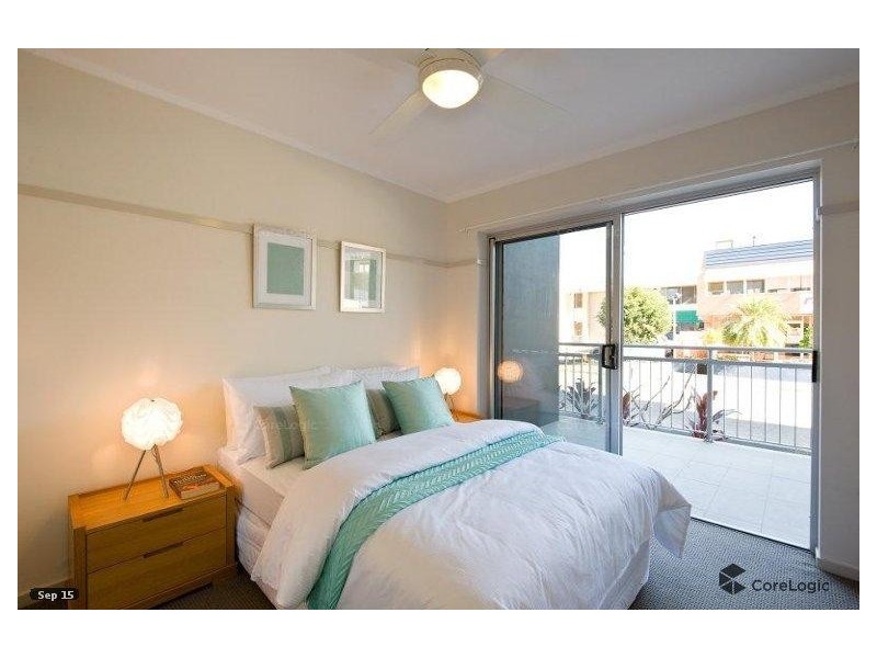 L2/19 Masters St, Newstead QLD 4006