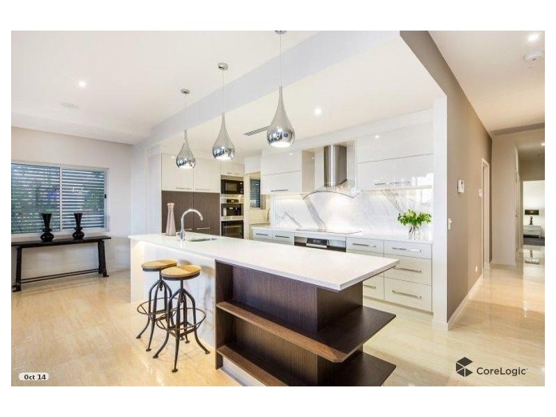 7 Roche Av, Bowen Hills QLD 4006