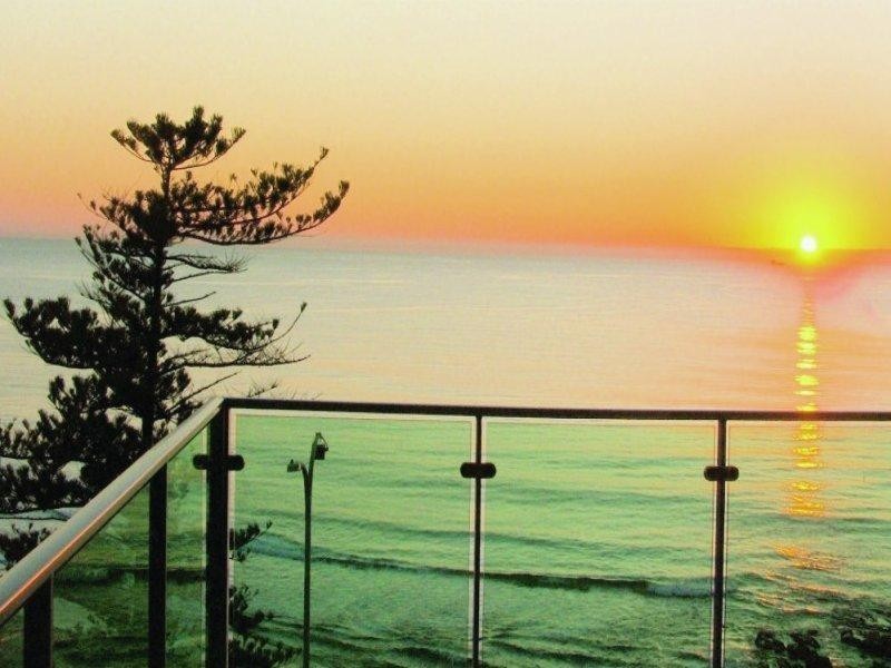 188 Prince Edward Pde, Scarborough QLD 4020