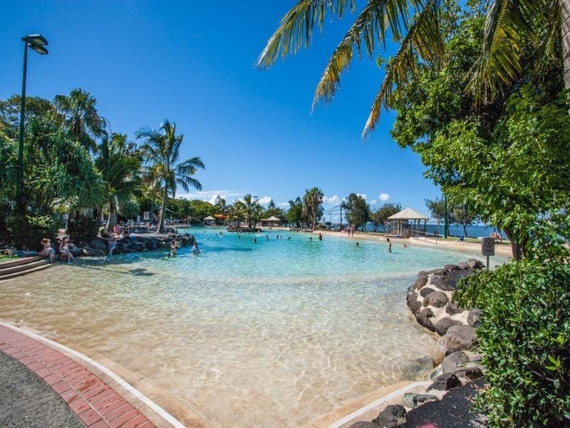 188 Prince Edward Pde, Scarborough QLD 4020