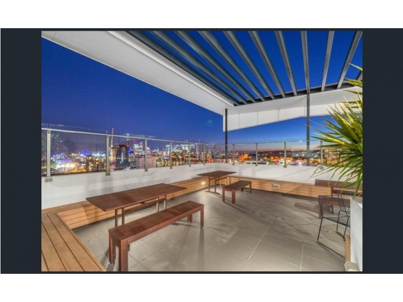 L4/8 Jeays St, Bowen Hills QLD 4006