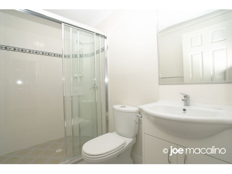 Level 3, 14 Le Grand Street, Macgregor QLD 4109